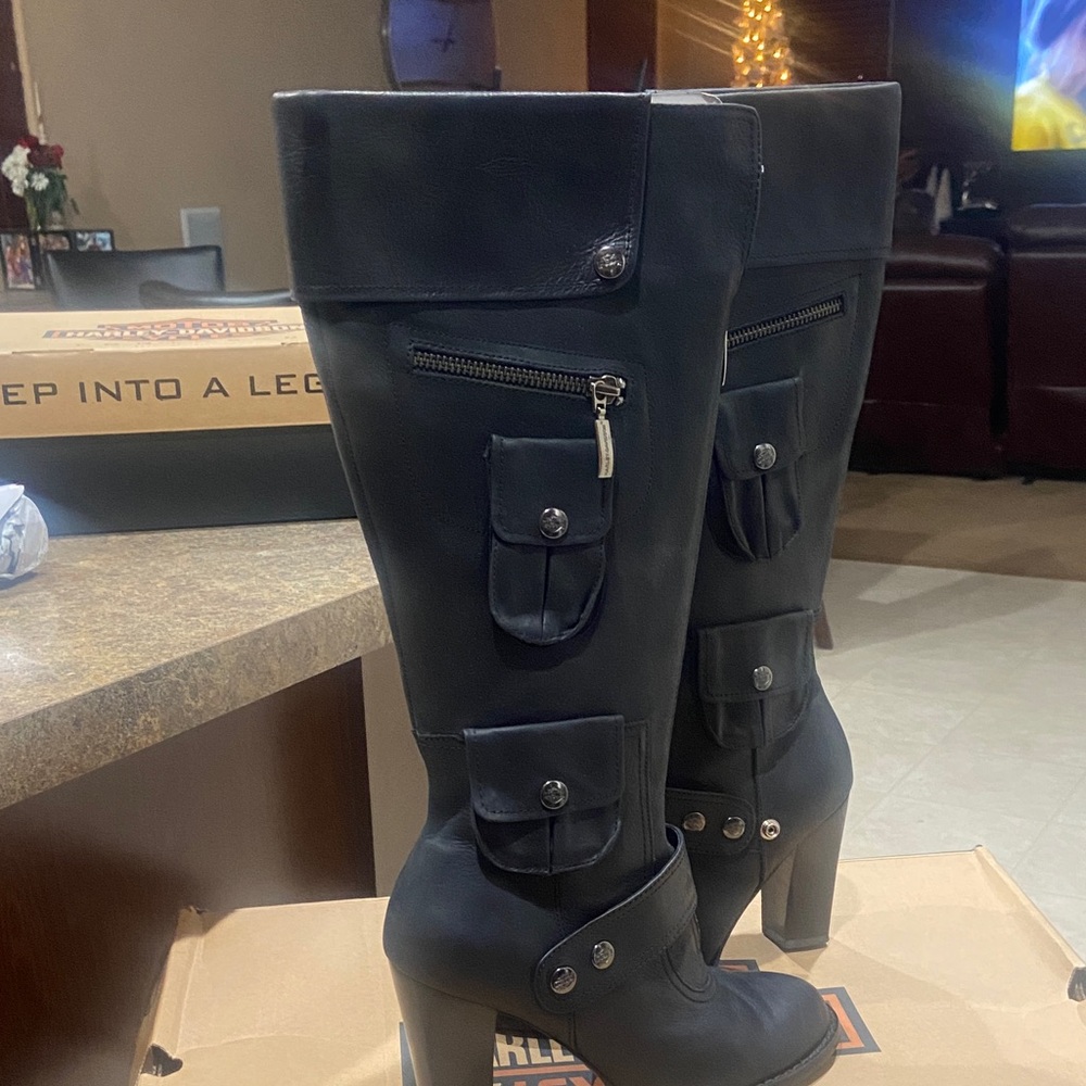 Harley-Davidson Black Leather Riding Boots - Picture 2 of 9